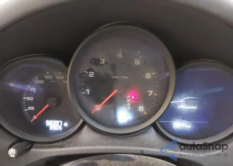 2021 Porsche Macan z USA, uszkodzony, nr VIN WP1AA2A5XMLB07776